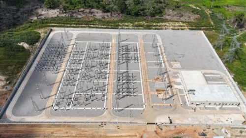 非洲科特迪瓦在建最大水电站开关站完成倒送电