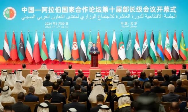 习近平：支持中国能源企业在阿拉伯国家参与超3GW可再生能源项目！