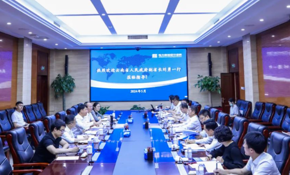 罗必雄与到访的云南省副省长刘勇座谈交流