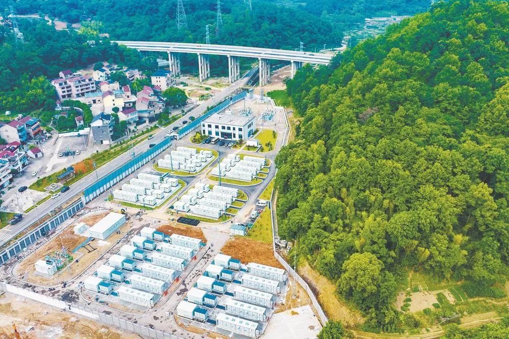 浙江绍兴规模最大的储能电站-新昌高新园区储能项目并网成功