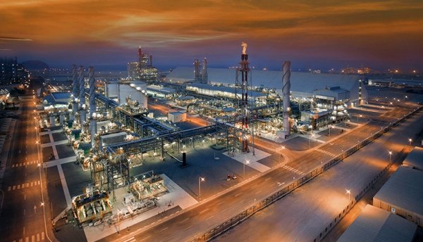 ADNOC全球首次交付散装CCS-Enabled氨