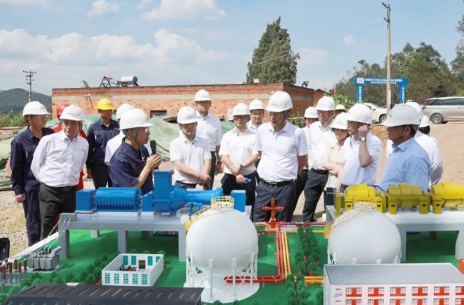 云南省能源局调研昆明安宁300MW压缩空气储能示范项目