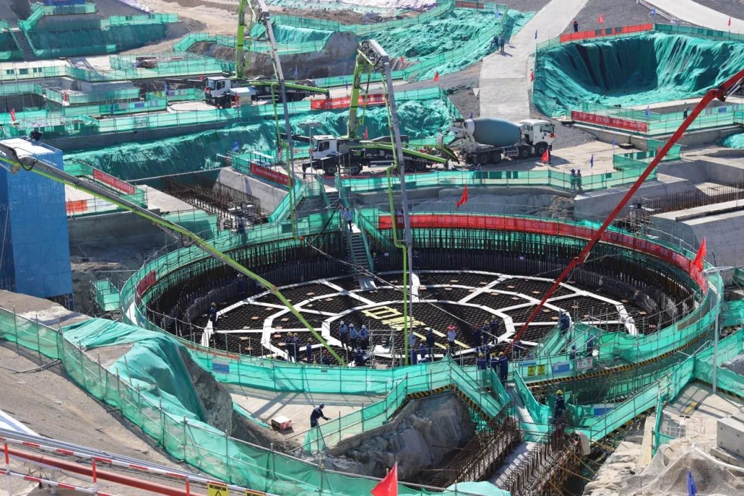 建好示范工程 打造“卓越首堆 国际玲龙”
