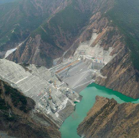 全国在建最大水电站孟底沟导流洞工程开始浇筑