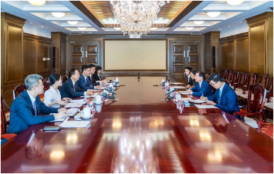 邹磊与柬埔寨环境部国务秘书朱帕里会谈
