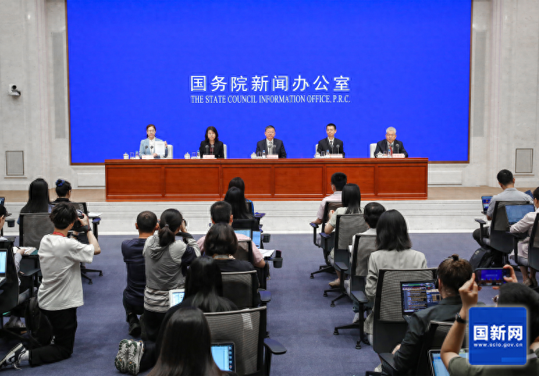 国家能源局局长：中国光伏产业上市公司已超100家