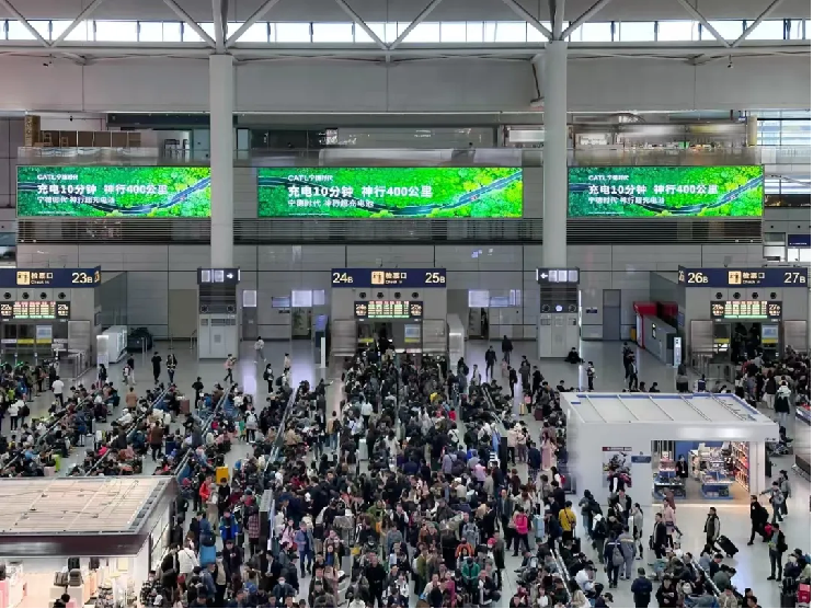 华为、阳光电源、宁王，他们都下场抢地盘了