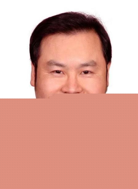 杨 军