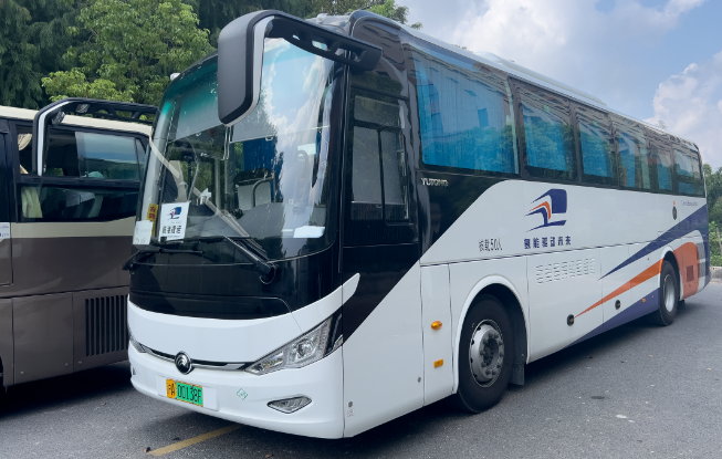 重塑能源与宇通客车合作开发的30辆氢能大型公路客车正式投入运营