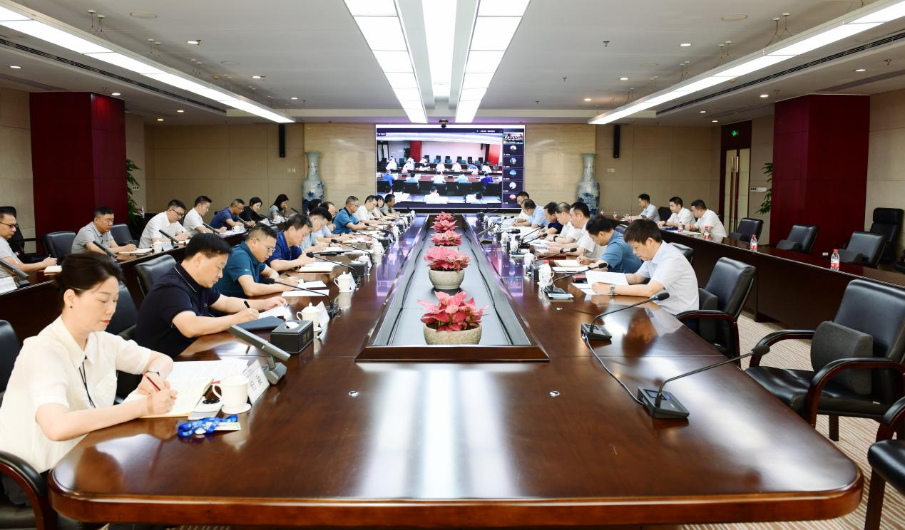中国能建葛洲坝集团召开党委中心组（扩大）学习会