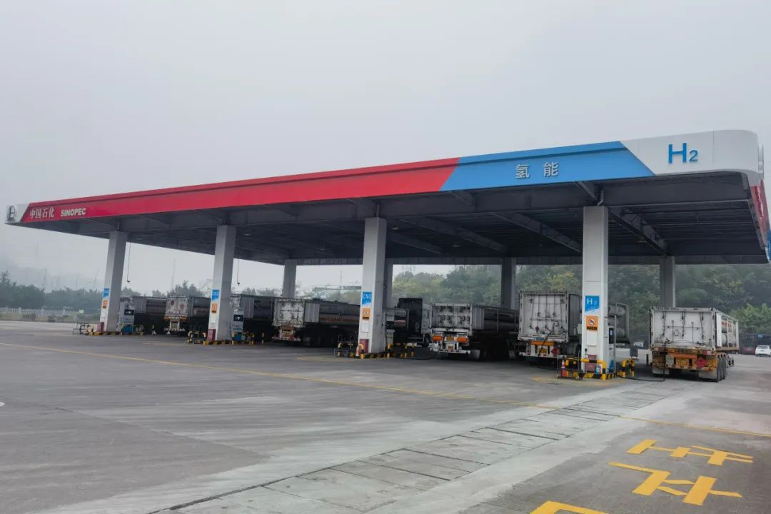 中国石化奋力谱写西部大开发新篇章！