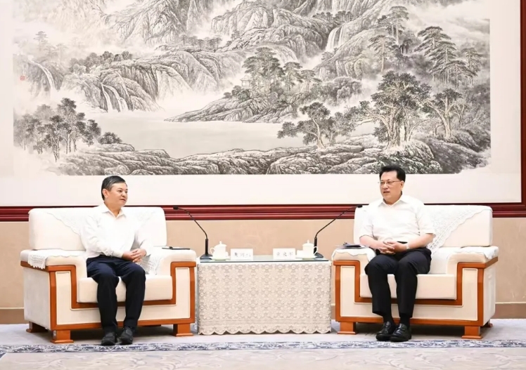 生态环境部与重庆市人民政府签署战略合作协议