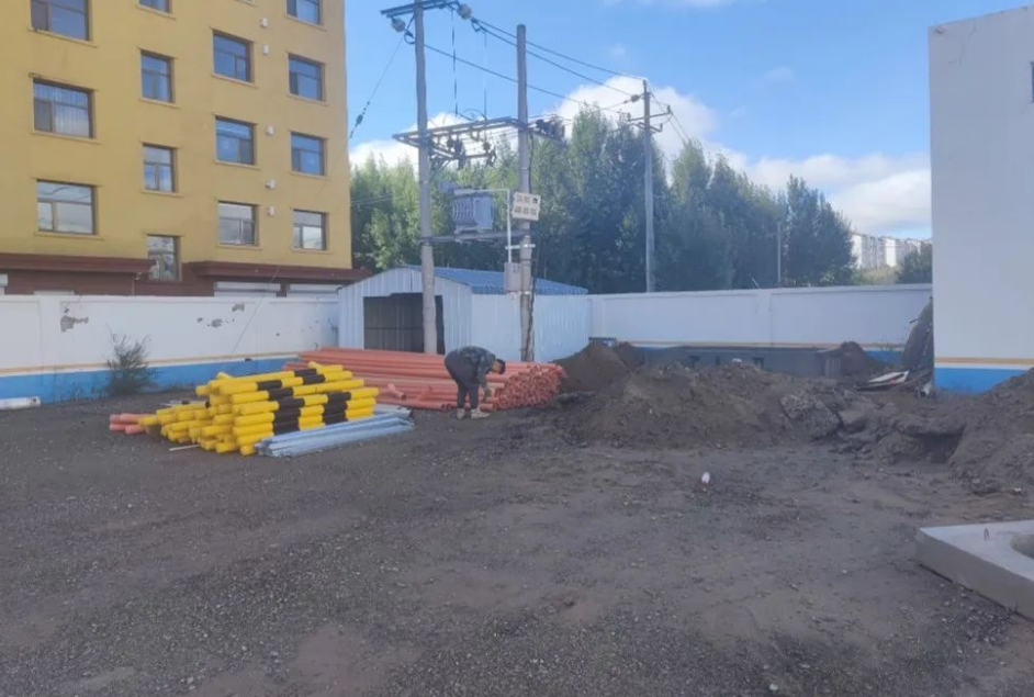 内蒙古西乌珠穆沁旗新能源汽车充电桩项目开工建设
