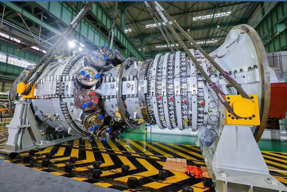 我国300兆瓦级F级重型燃气轮机首次点火成功