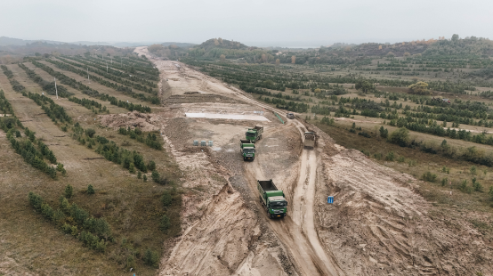 【中国网】中国能建葛洲坝集团承克高速项目国庆假期奋战不停工