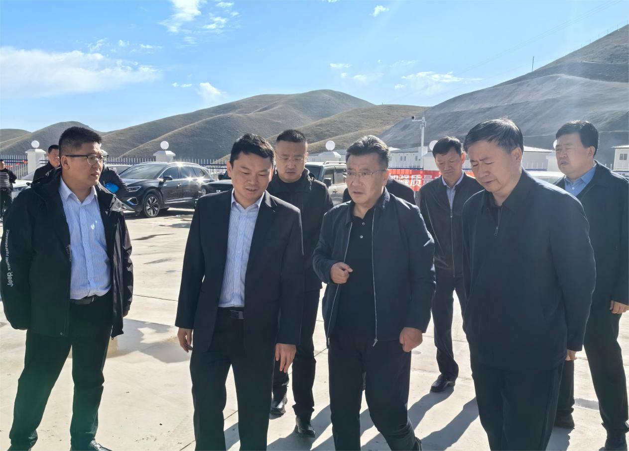 白银市委副书记、市长张延保赴平川抽水蓄能电站项目调研