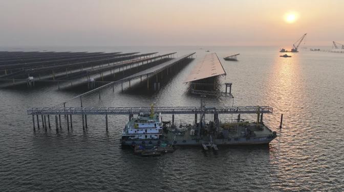 中广核烟台招远400兆瓦海上光伏项目完成海缆敷设