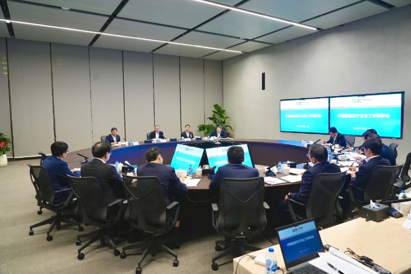 倪真到驻沪企业及上海、浙江重点项目调研