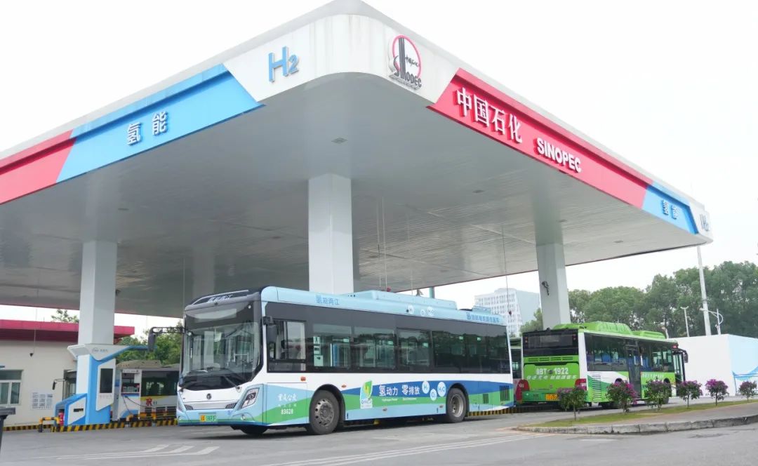 中国石化重庆石油空港加能站：“产、储、销、研”协同助力建设区域领先氢能公司