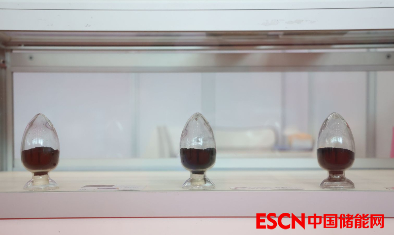 碳酸锂期货突破8万元！新能源车销量大涨，碳酸锂即将见底？