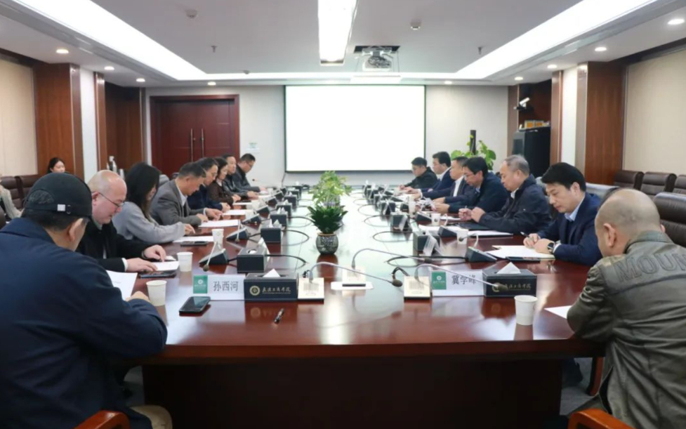 嵊州市委书记裘建勇考察调研君安储能锌溴液流储能电池