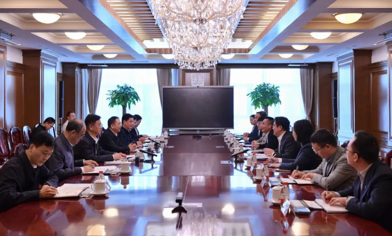 中国大唐党组书记、董事长邹磊会见海辰储能董事长吴祖钰一行