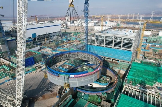 海阳核电4号机组钢制安全壳二环顺利吊装就位
