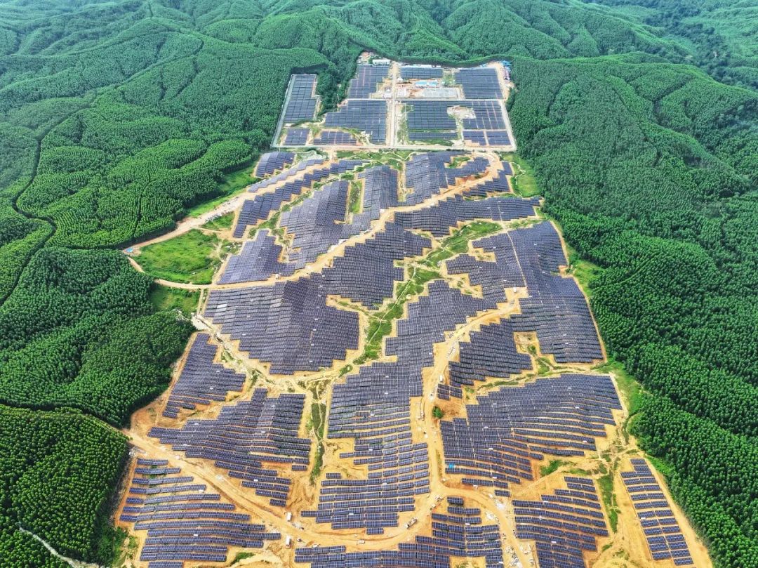 配储20MW/14MWh！中国能建印尼光储项目并网发电