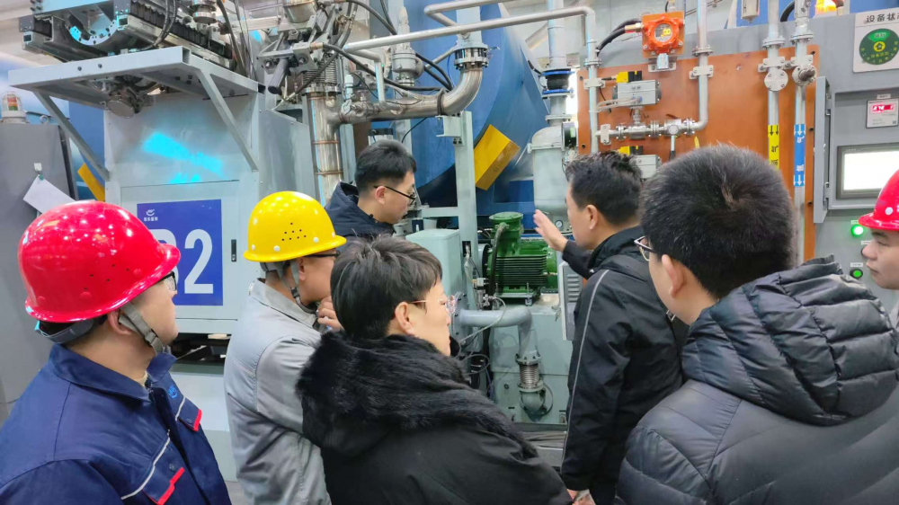 稀土高新区工信应急局开展涉氢稀土企业专项检查指导服务