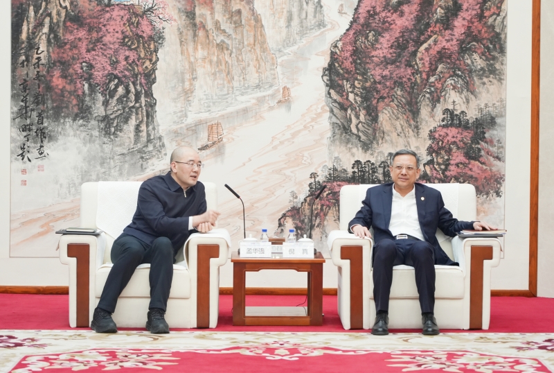 倪真与辽宁省国资委主任孟华强会谈