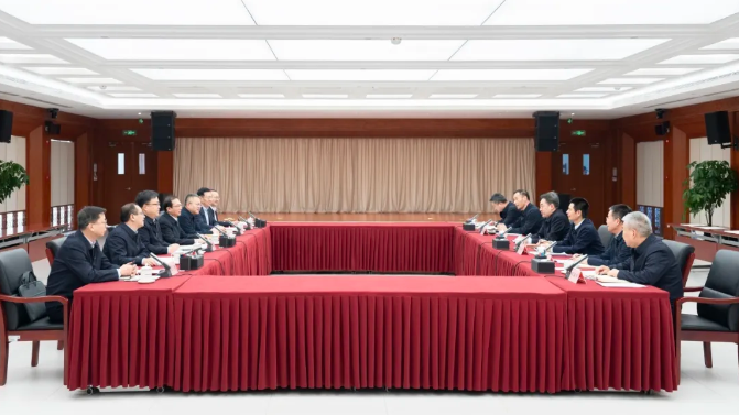江毅叶向东拜会国家能源局党组书记、局长王宏志