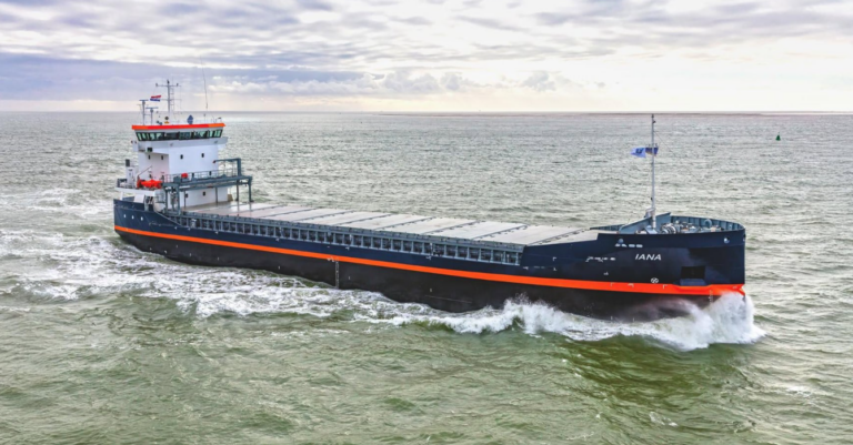 荷兰Thecla Bodewes造船厂交付MV Iana柴电多用途船