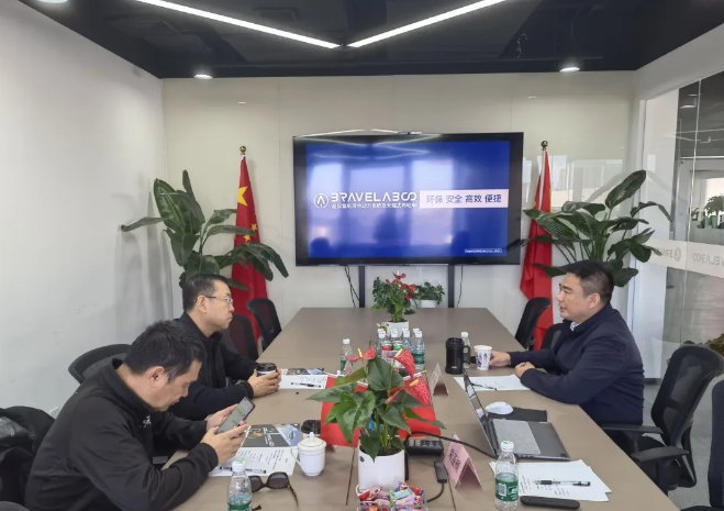 北京百瑞国际会展集团董事长韩宝霜莅临聚智合众科技参观考察