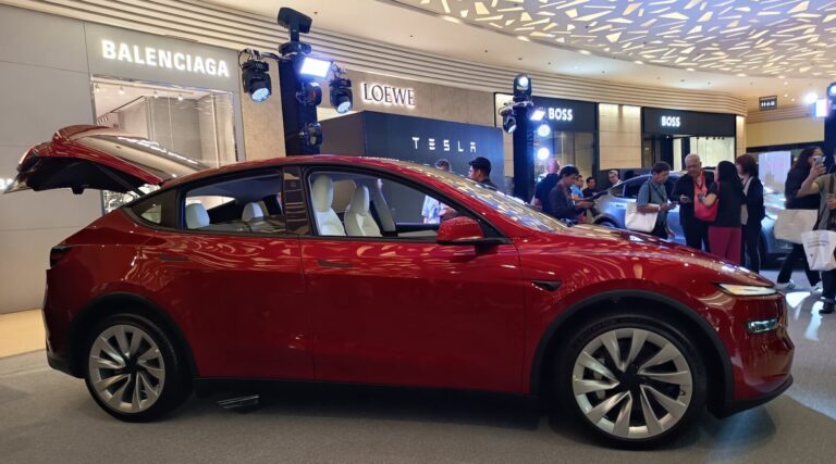 特斯拉向菲律宾发布升级版 Model Y