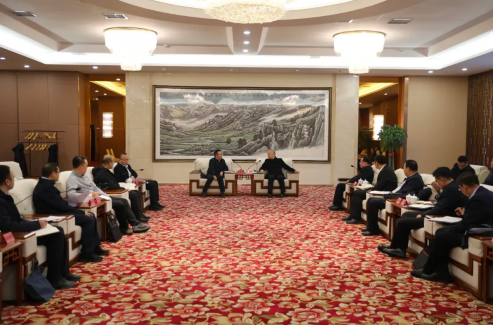 王世洁拜访新疆阿克苏地区主要领导