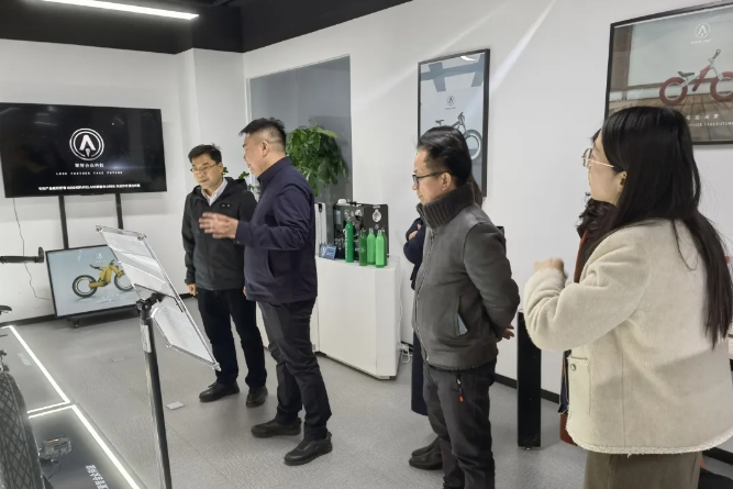 肇庆市高要区政府一行莅临聚智合众参观考察