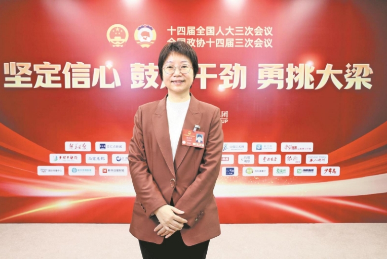全国人大代表何光华：加强新能源汽车与电网互动 充分发挥“移动储能”优势