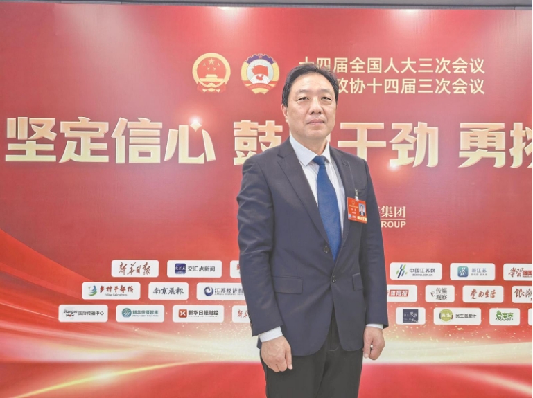 全国人大代表张强：进一步优化县域分布式光伏与储能协同发展机制