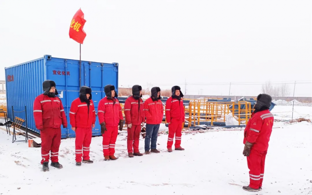 迎寒风战冰雪，化机公司鏖战绿色甲醇项目建设一线