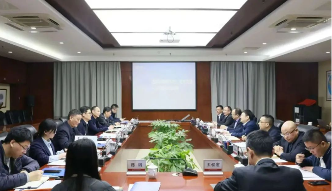 江苏南京市建邺区委副书记、区长贾晨一行到访中核华兴