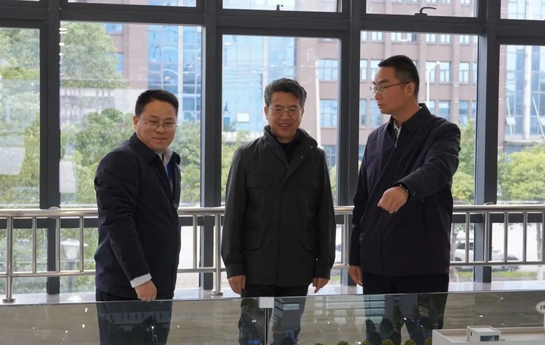 庆阳市宁县县委书记段登云带队到东方氢能调研交流