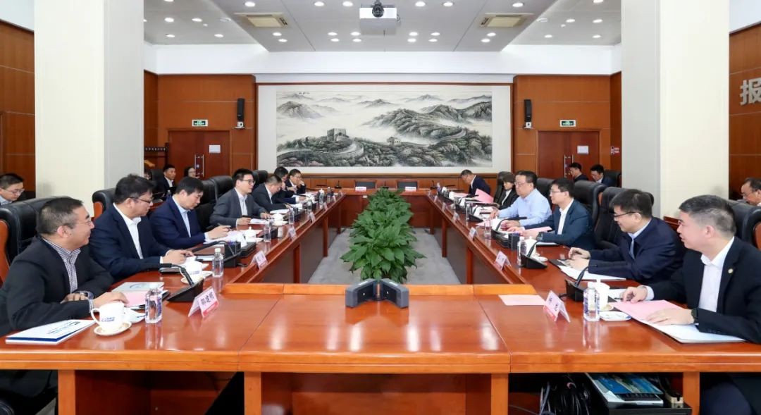 中核集团与上海电气签署全面深化战略合作协议