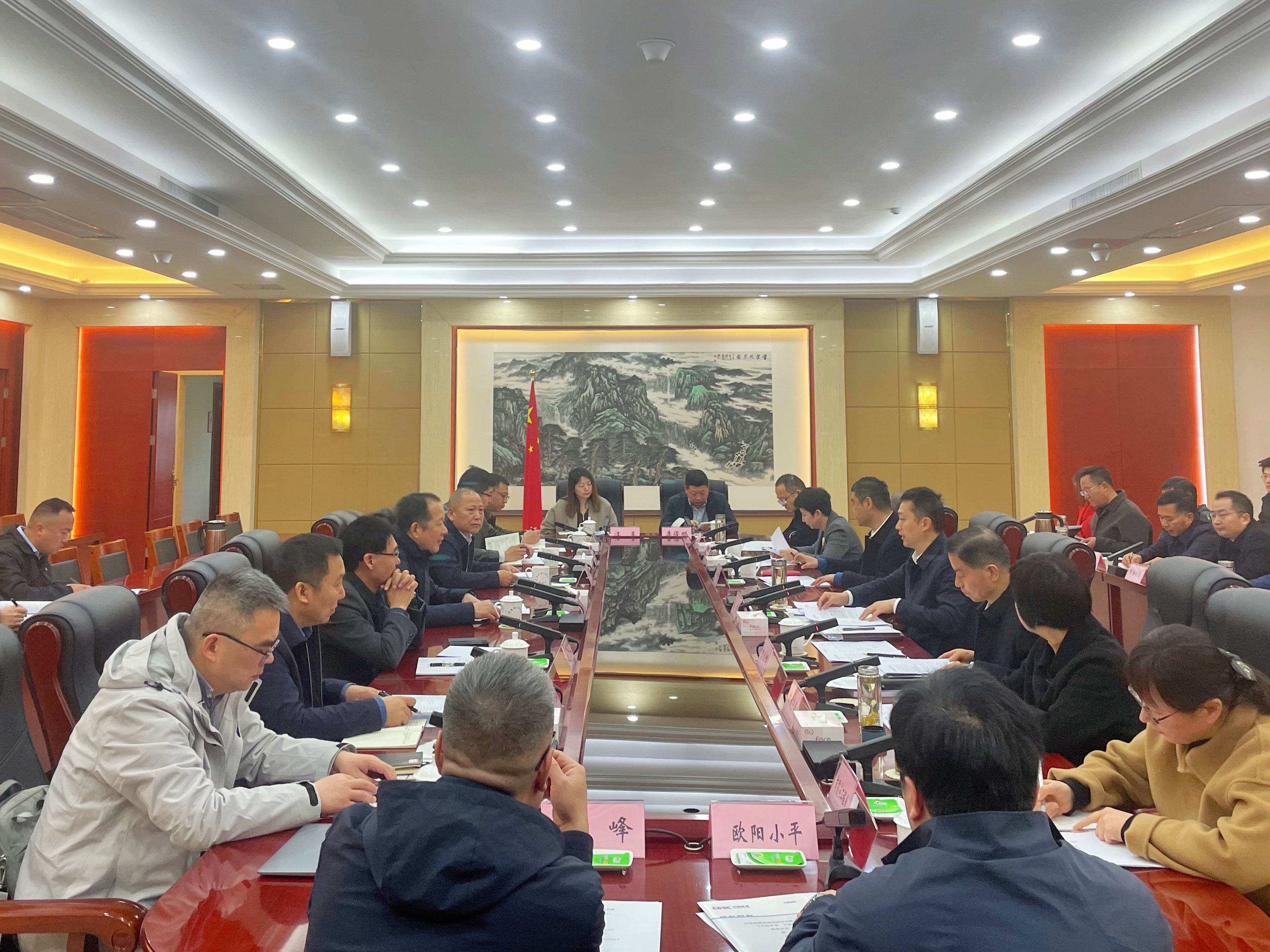 中国能建葛洲坝集团与安徽阜阳市共商合作