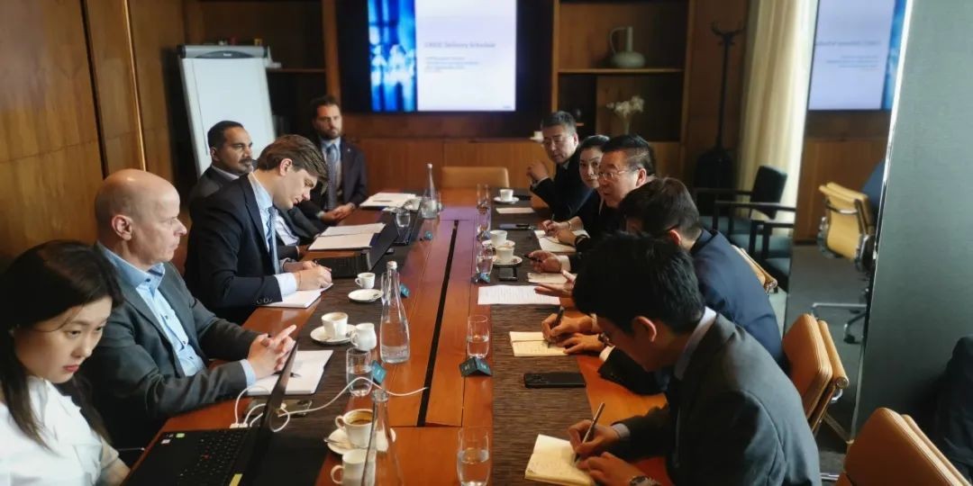 薛小刚在香港会见WMC公司首席执行官并赴香港原能调研指导工作