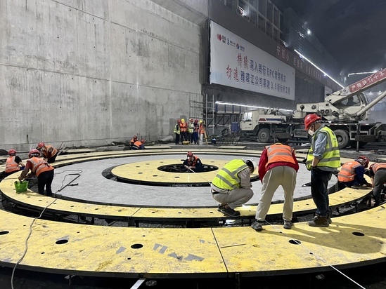 卡拉水电站机电安装工程定转子基础板高标准通过联合验收