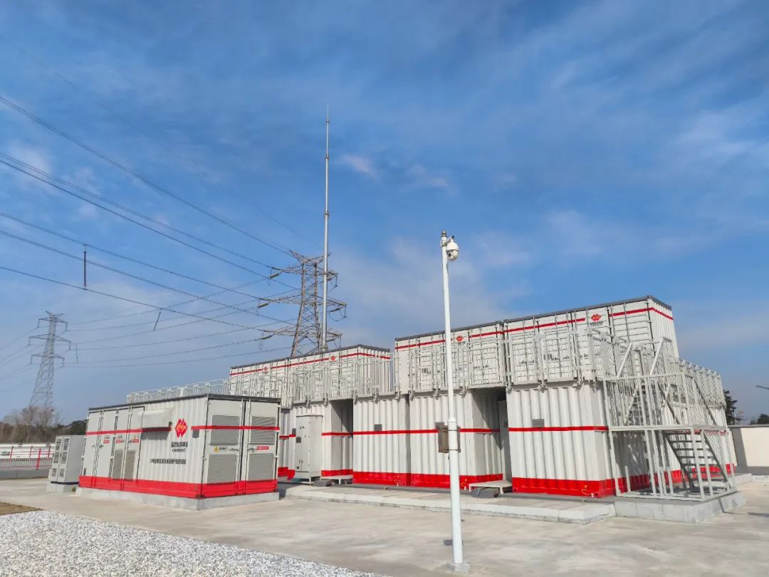 2MW/8MWh！国家能源集团低碳院液流电池系统在新型复合独立储能电站通过涉网试验