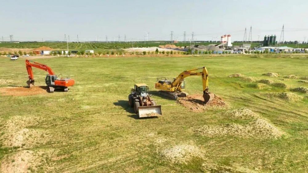 内蒙古自治区兴安盟突泉县平川变电站100万千瓦/400万千瓦时新型储能专项行动项目顺利开工