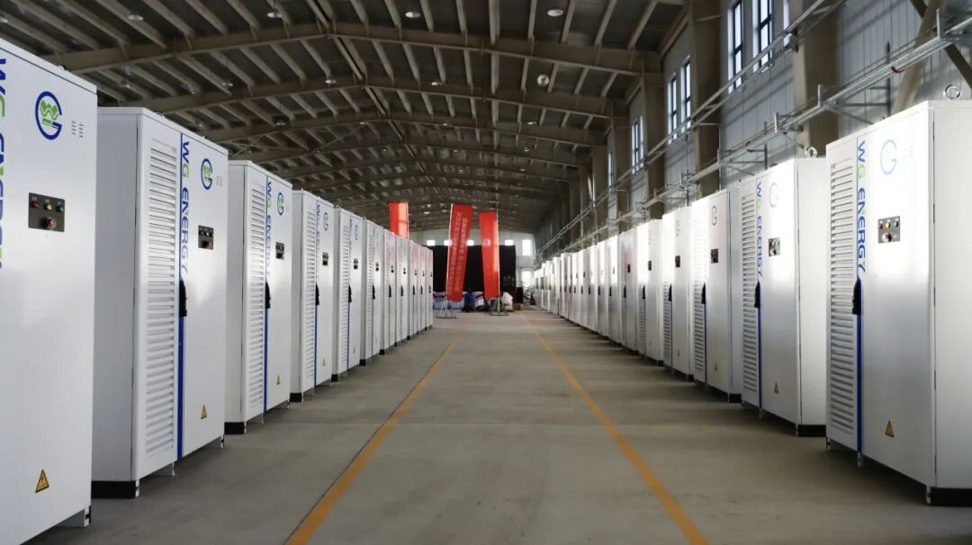西北首台套！为光能源固态变压器（SST）及配套储能设备成功交付新疆塔城