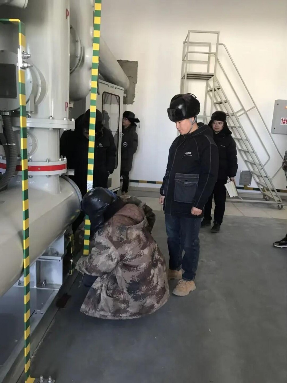 内蒙古包头百灵10万千瓦/40万千瓦时电网侧储能电站项目全力冲刺并网目标