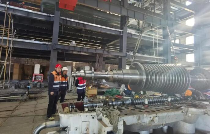 新疆天熙能源热电联产项目汽轮发电机组安装完成